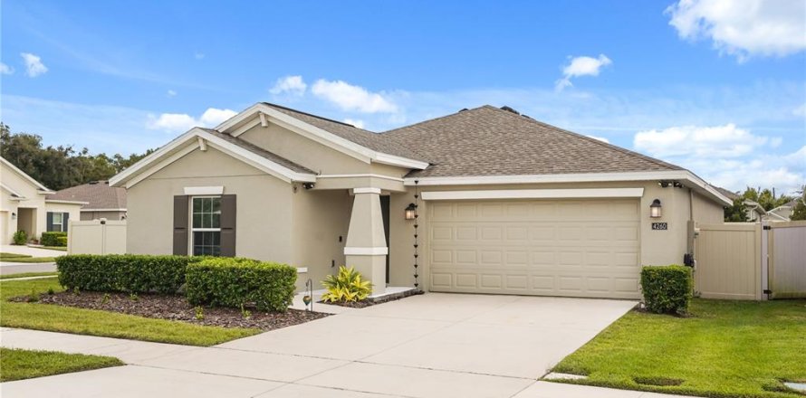Villa ou maison à Kissimmee, Floride 3 chambres, 144.93 m2 № 2398715