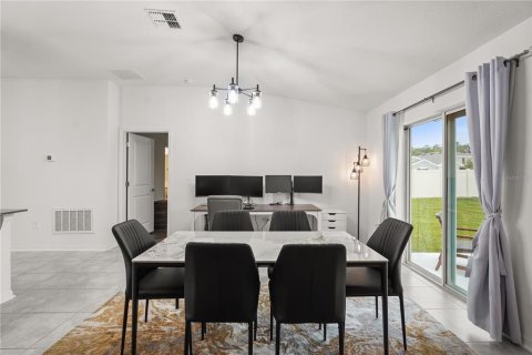 Villa ou maison à vendre à Kissimmee, Floride: 3 chambres, 144.93 m2 № 2398715 - photo 13
