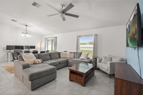 Villa ou maison à vendre à Kissimmee, Floride: 3 chambres, 144.93 m2 № 2398715 - photo 9