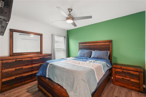 Villa ou maison à vendre à Kissimmee, Floride: 3 chambres, 144.93 m2 № 2398715 - photo 25