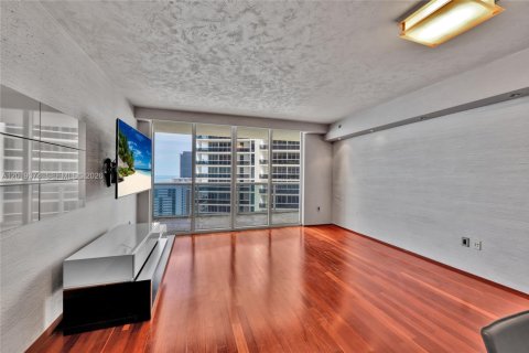 Copropriété à vendre à Hallandale Beach, Floride: 1 chambre, 75.34 m2 № 2145726 - photo 10