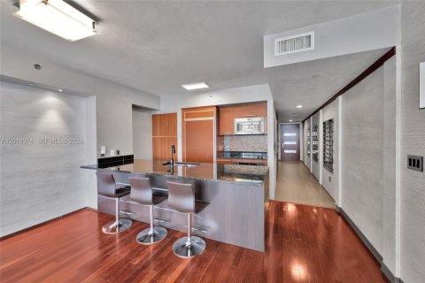 Copropriété à vendre à Hallandale Beach, Floride: 1 chambre, 75.34 m2 № 2145726 - photo 3