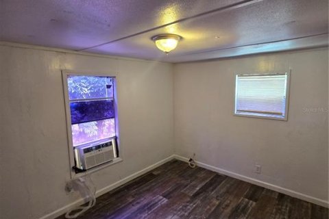 Immobilier commercial à vendre à Tampa, Floride: 5 chambres, 187.29 m2 № 2424298 - photo 21