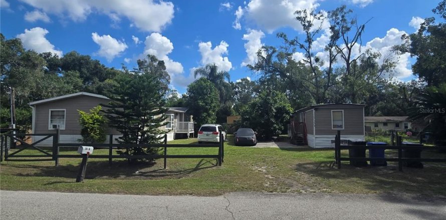 Immobilier commercial à Tampa, Floride 5 chambres, 187.29 m2 № 2424298