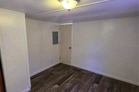 Immobilier commercial à vendre à Tampa, Floride: 5 chambres, 187.29 m2 № 2424298 - photo 19
