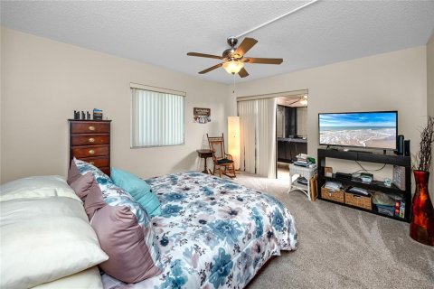 Condo in Clearwater, Florida, 2 bedrooms № 2103098 - photo 23