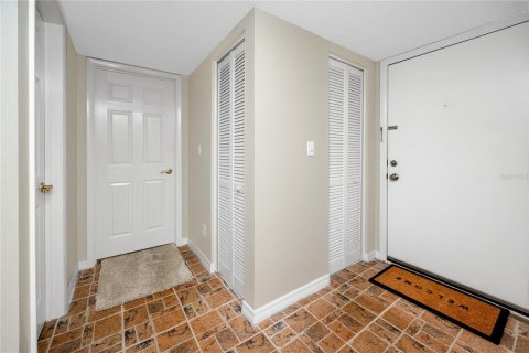 Condo in Clearwater, Florida, 2 bedrooms № 2103098 - photo 8