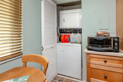 Condo in Clearwater, Florida, 2 bedrooms № 2103098 - photo 15