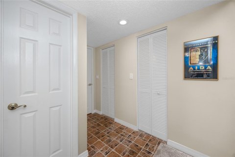 Condo in Clearwater, Florida, 2 bedrooms № 2103098 - photo 27