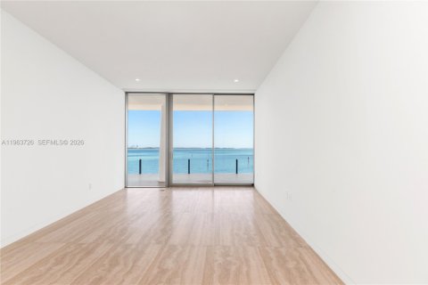 Condo in Miami, Florida, 4 bedrooms  № 2053092 - photo 10