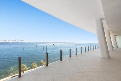 Condo in Miami, Florida, 4 bedrooms  № 2053092 - photo 7