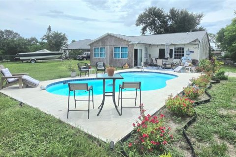 Casa en venta en North Port, Florida, 3 dormitorios, 114.18 m2 № 1900195 - foto 1