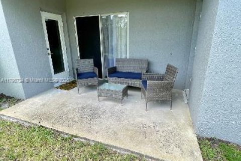 Villa ou maison à vendre à Palm Bay, Floride: 4 chambres № 1870030 - photo 3