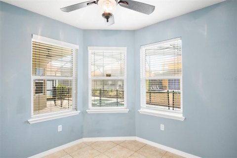 Casa en venta en Davenport, Florida, 5 dormitorios, 277.22 m2 № 2204014 - foto 17