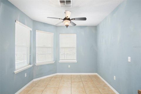 Casa en venta en Davenport, Florida, 5 dormitorios, 277.22 m2 № 2204014 - foto 15