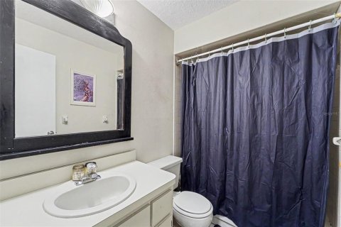 House in Hudson, Florida 2 bedrooms, 82.5 sq.m. № 2202459 - photo 11