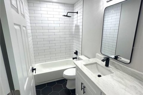 Купить виллу или дом в Тампа, Флорида 3 комнаты, 136.94м2, № 1907499 - фото 28
