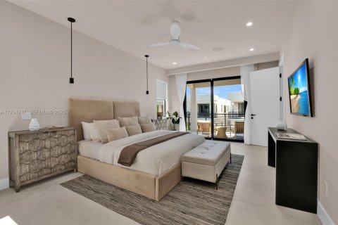 Adosado en alquiler en Fort Lauderdale, Florida, 3 dormitorios № 1993064 - foto 25