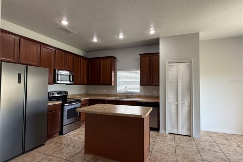 Villa ou maison à louer à Sanford, Floride: 3 chambres, 162.67 m2 № 2107504 - photo 4