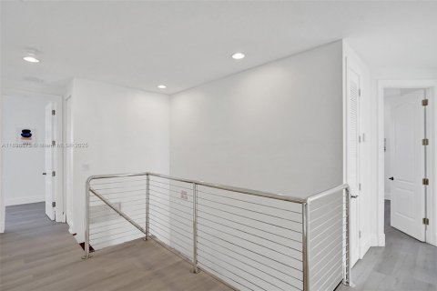 Casa en alquiler en Fort Lauderdale, Florida, 6 dormitorios, 340.86 m2 № 2055162 - foto 27