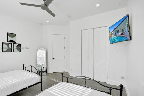 Casa en alquiler en Fort Lauderdale, Florida, 6 dormitorios, 340.86 m2 № 2055162 - foto 22