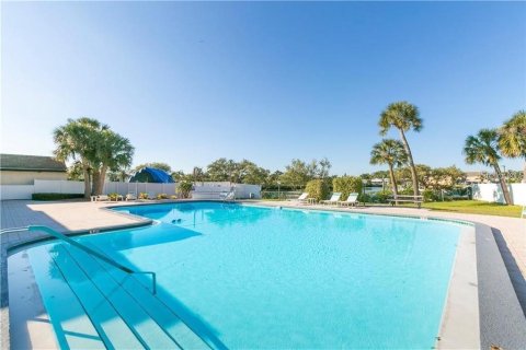 Condo in New Port Richey, Florida, 1 bedroom № 2222164 - photo 24