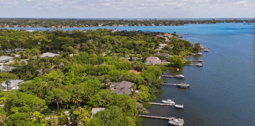 Terreno en Jupiter, Florida № 1208648