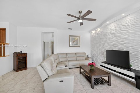Villa ou maison à vendre à Lake Worth, Floride: 5 chambres, 283.44 m2 № 2070782 - photo 22