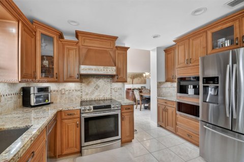 Villa ou maison à vendre à Lake Worth, Floride: 5 chambres, 283.44 m2 № 2070782 - photo 13