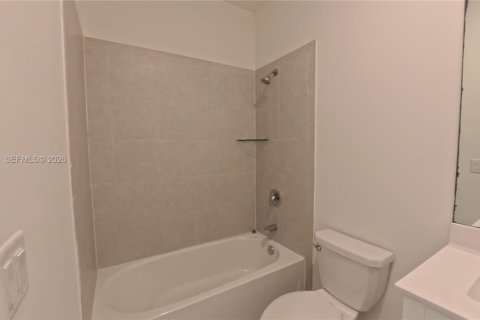 Купить таунхаус в Хомстед, Флорида 3 спальни, 157.47м2, № 1993455 - фото 12