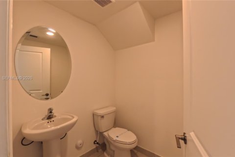 Купить таунхаус в Хомстед, Флорида 3 спальни, 157.47м2, № 1993455 - фото 9