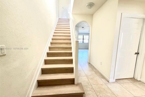 Casa en alquiler en Kendall, Florida, 5 dormitorios, 228.08 m2 № 2005973 - foto 12