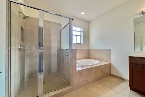 Casa en alquiler en Kendall, Florida, 5 dormitorios, 228.08 m2 № 2005973 - foto 19