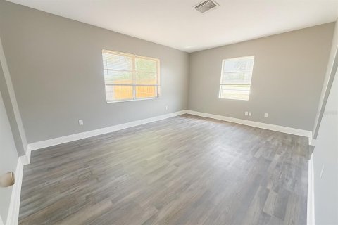 Купить виллу или дом в Делтона, Флорида 11 комнат, 159.61м2, № 1852861 - фото 22