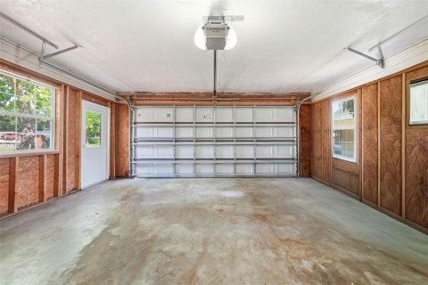 House in Mount Dora, Florida 3 bedrooms, 153.47 sq.m. № 2259540 - photo 6