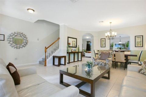 Villa ou maison à vendre à Kissimmee, Floride: 6 chambres, 261.24 m2 № 2430736 - photo 13