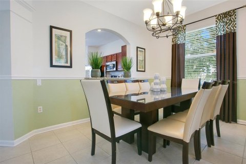 Villa ou maison à vendre à Kissimmee, Floride: 6 chambres, 261.24 m2 № 2430736 - photo 10