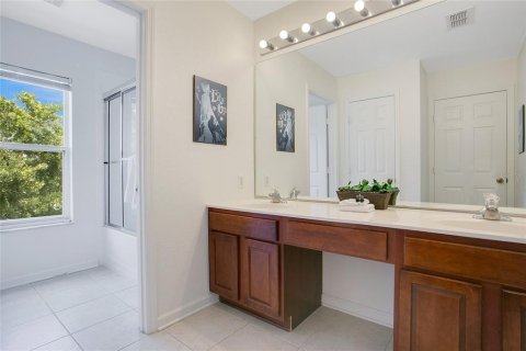Villa ou maison à vendre à Kissimmee, Floride: 6 chambres, 261.24 m2 № 2430736 - photo 20