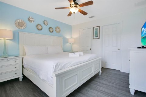 Villa ou maison à vendre à Kissimmee, Floride: 6 chambres, 261.24 m2 № 2430736 - photo 16