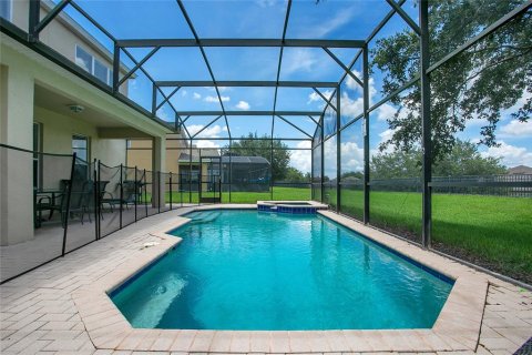 Villa ou maison à vendre à Kissimmee, Floride: 6 chambres, 261.24 m2 № 2430736 - photo 30