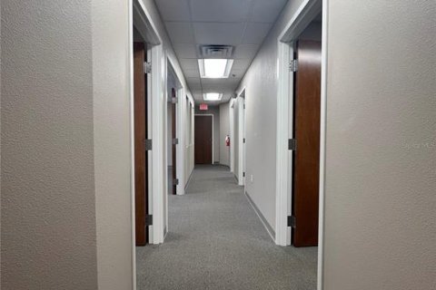 Immobilier commercial à louer à Sanford, Floride № 2396636 - photo 5