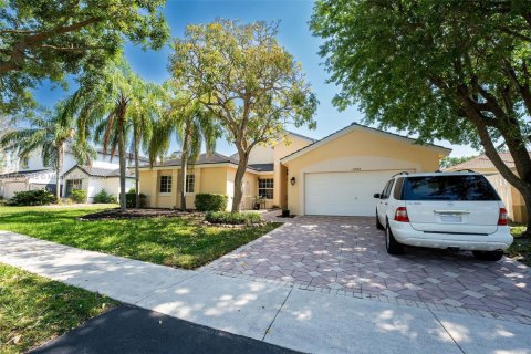 Casa en venta en Sunrise, Florida, 4 dormitorios, 213.49 m2 № 1470609 - foto 3