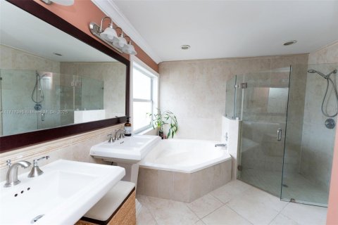 Casa en venta en Sunrise, Florida, 4 dormitorios, 213.49 m2 № 1470609 - foto 22