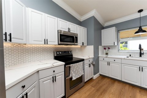 Casa en venta en Sunrise, Florida, 4 dormitorios, 213.49 m2 № 1470609 - foto 30