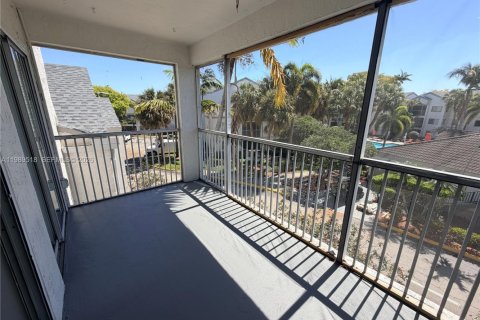 Copropriété à louer à Tamarac, Floride: 2 chambres, 95.69 m2 № 2051575 - photo 13
