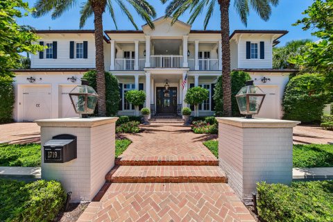 House in Fort Lauderdale, Florida 5 bedrooms, 666.2 sq.m. № 2187097