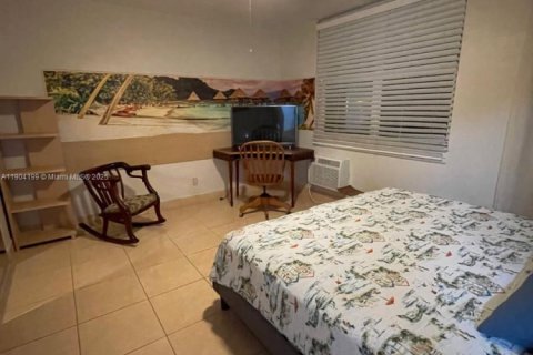 Condominio en venta en Hallandale Beach, Florida, 1 dormitorio, 81.57 m2 № 1956427 - foto 14