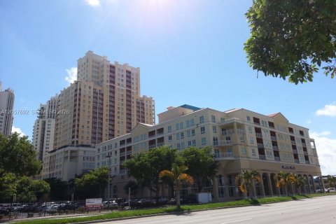 Copropriété à louer à Miami, Floride: 1 chambre, 76.92 m2 № 2157053 - photo 27