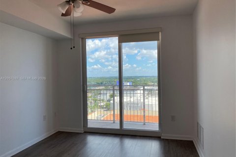 Copropriété à louer à Miami, Floride: 1 chambre, 76.92 m2 № 2157053 - photo 3