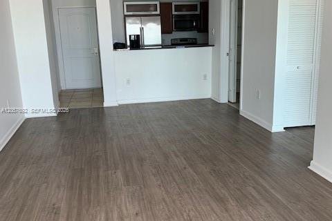 Copropriété à louer à Miami, Floride: 1 chambre, 76.92 m2 № 2157053 - photo 10